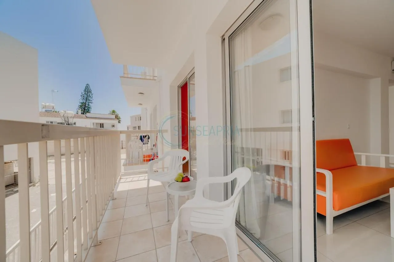 Christos Napa Apartments Ayia Napa