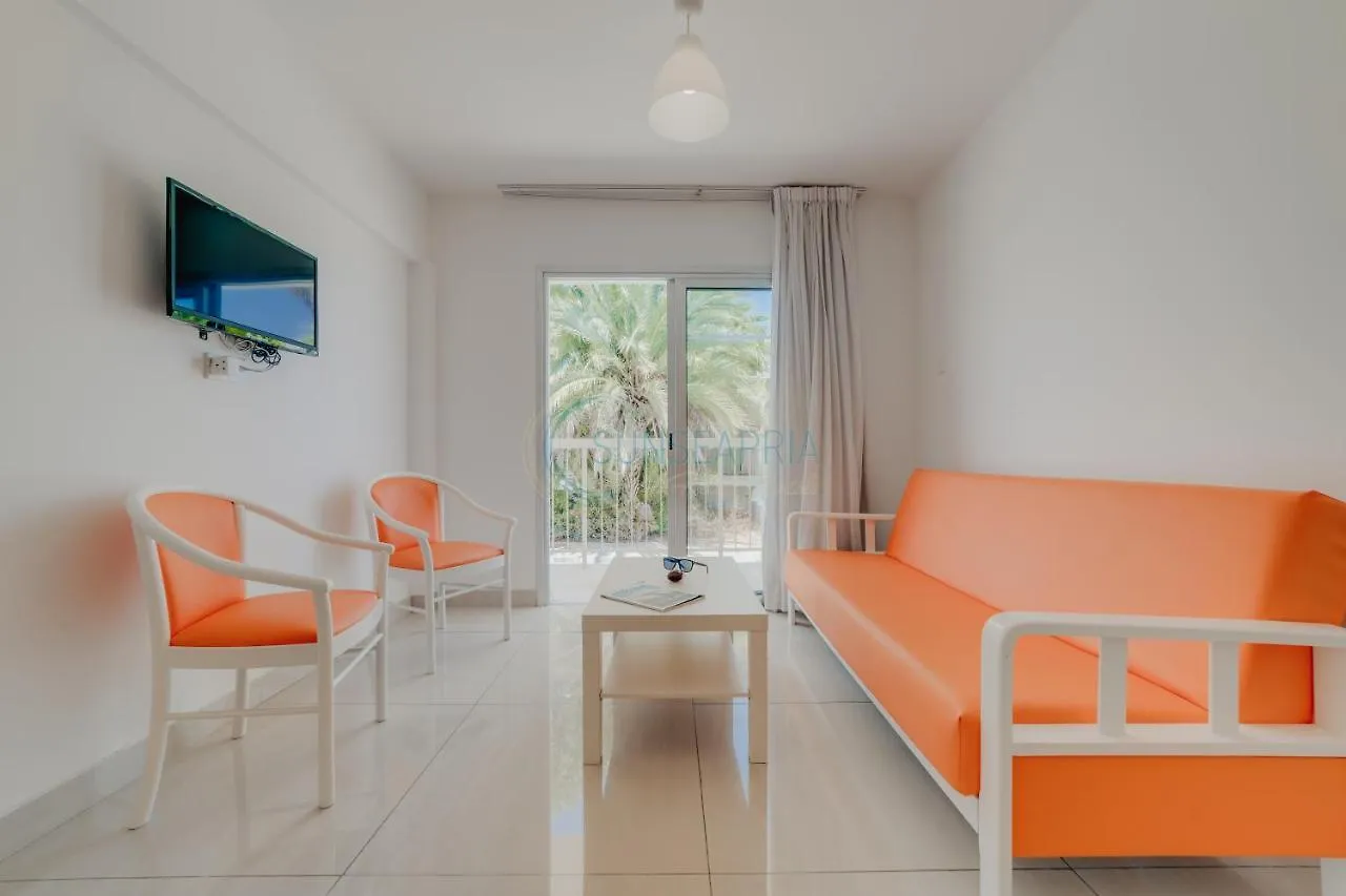 Christos Napa Apartments Ayia Napa